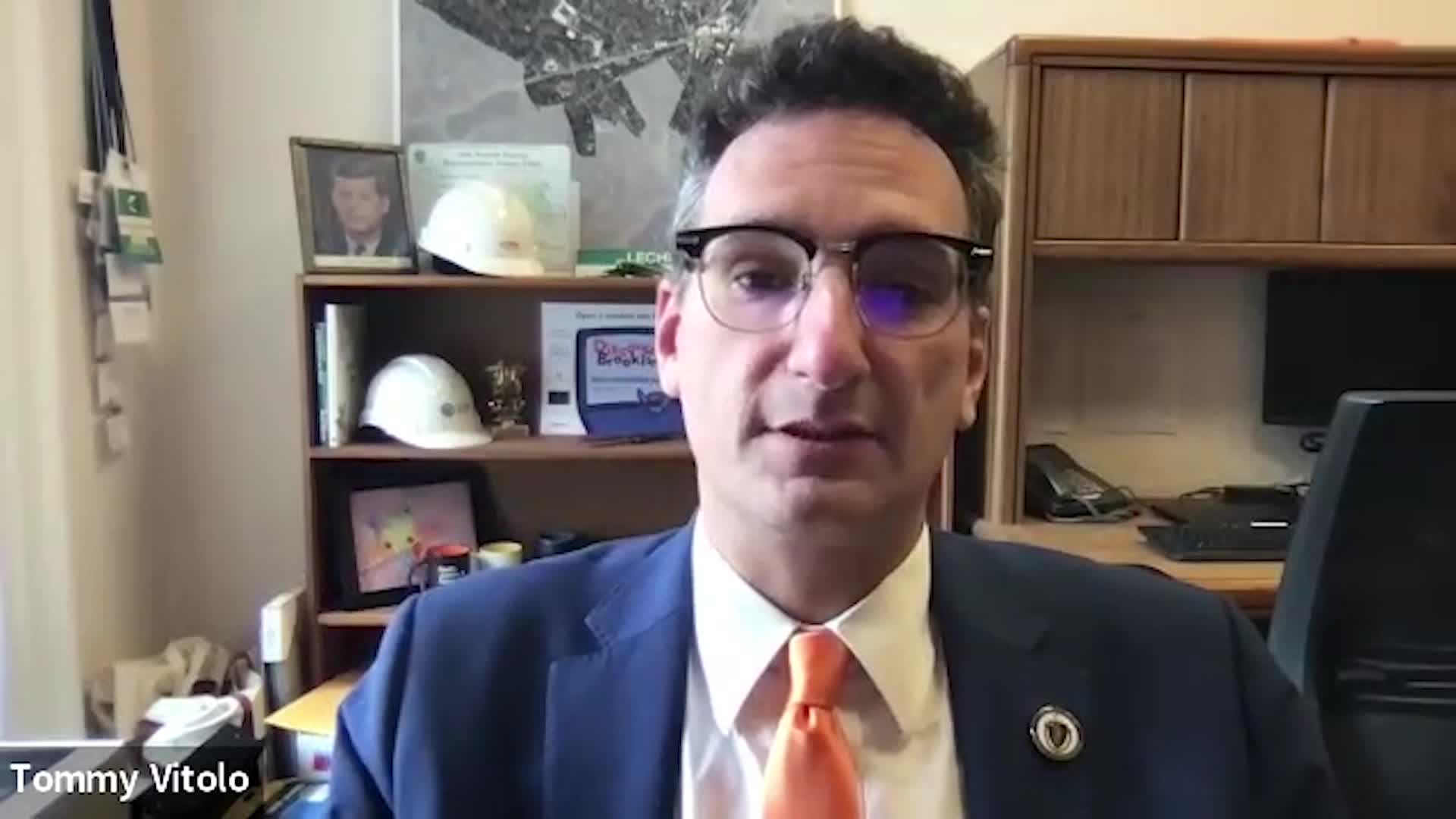 Thumbnail image for TV on TV - Tommy Vitolo Interviews Paul Warren