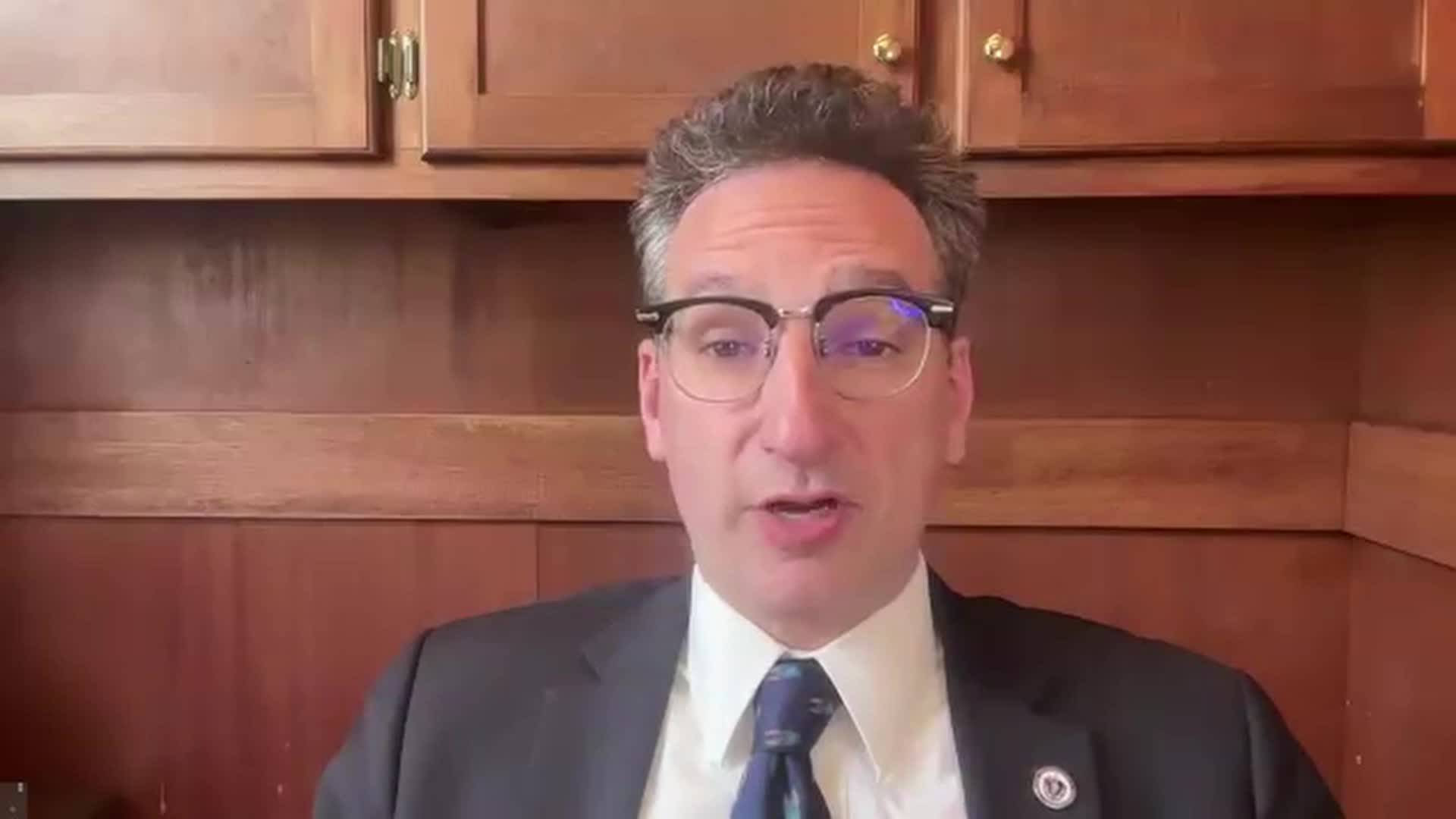 Thumbnail image for TV on TV - Nancy Heller