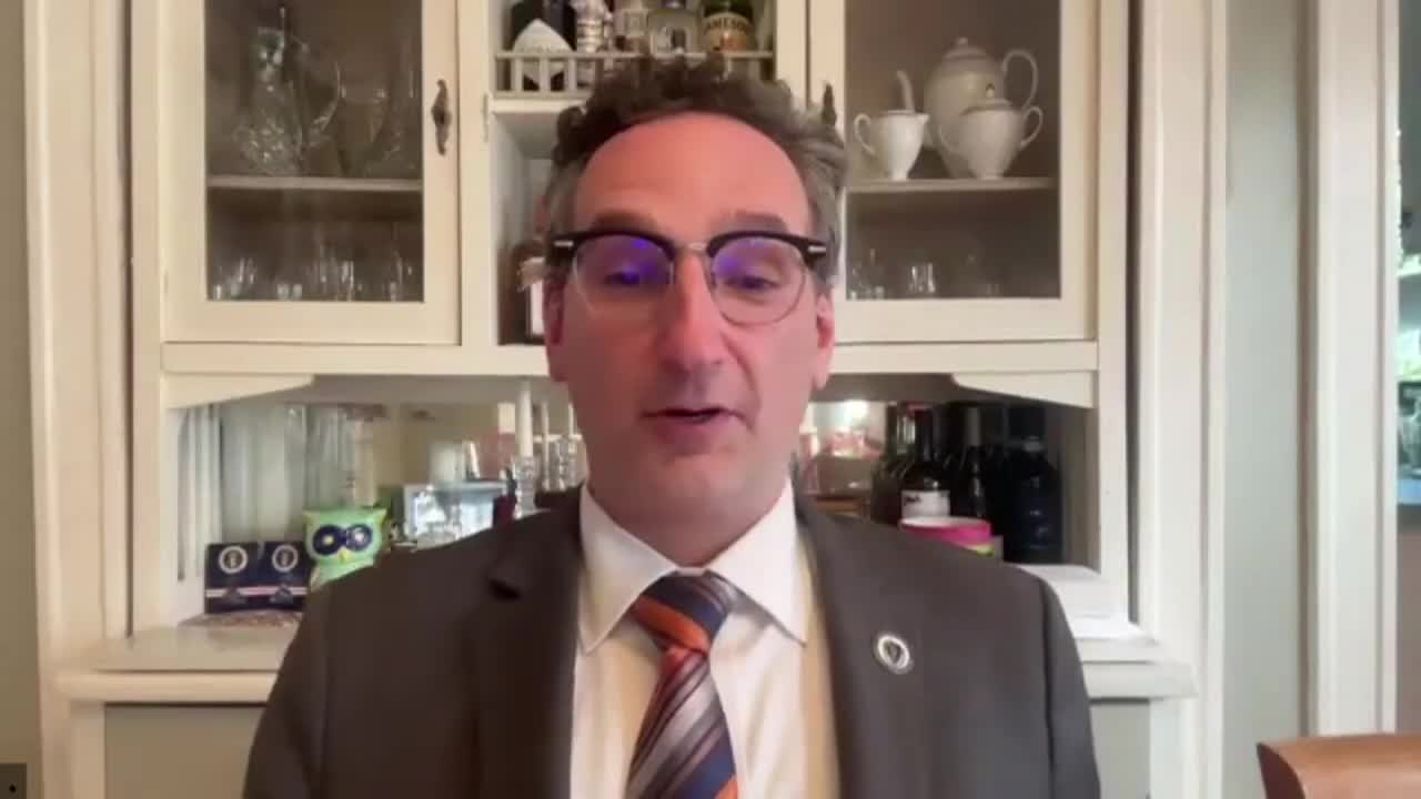 Thumbnail image for TV on TV with Laura Baines-Walsh